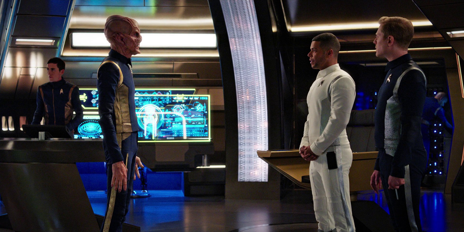 extant_StarTrekDiscovery_1x05-ChooseYourPain_3449.jpg