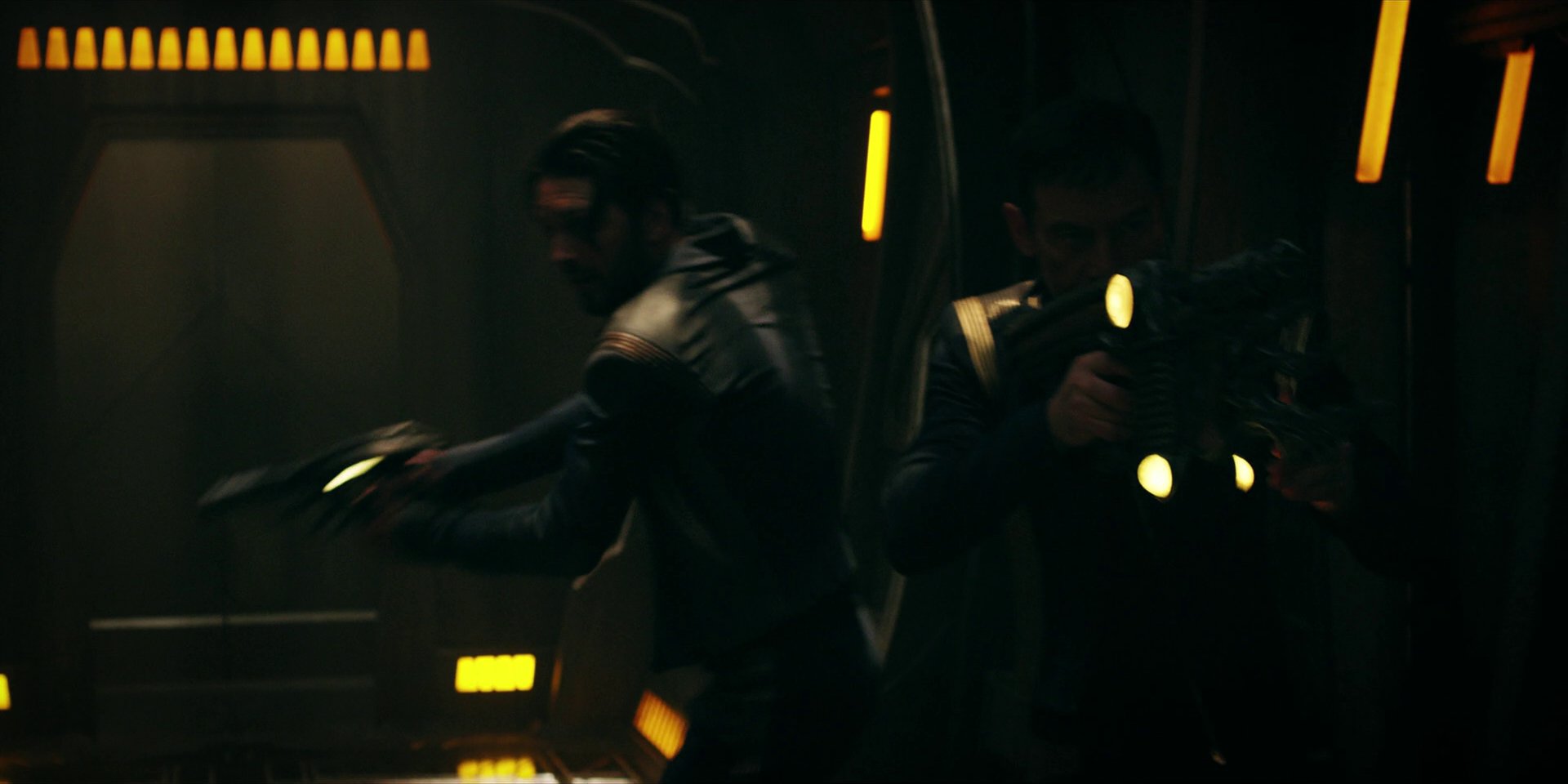 extant_StarTrekDiscovery_1x05-ChooseYourPain_3723.jpg