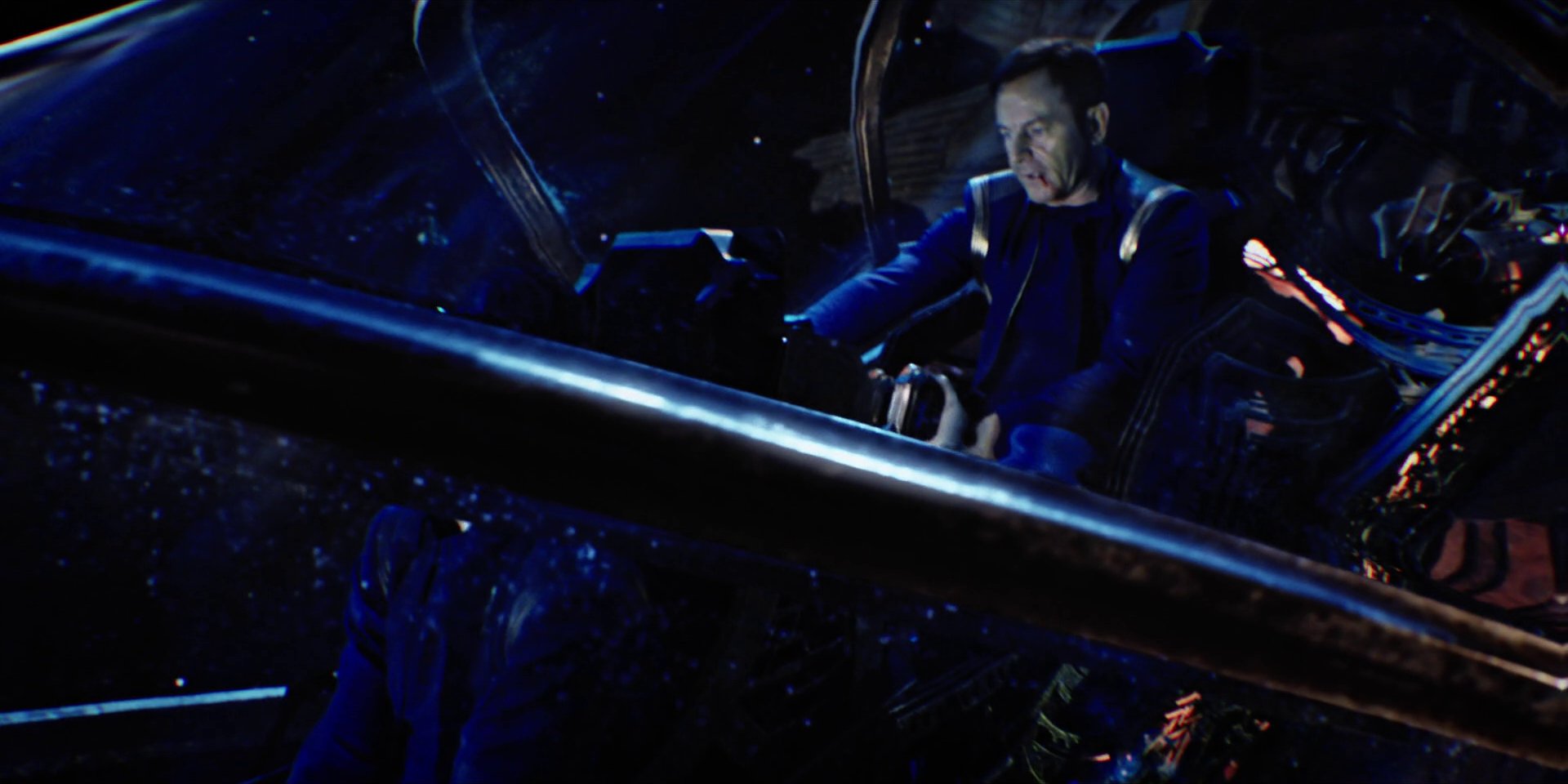 extant_StarTrekDiscovery_1x05-ChooseYourPain_3942.jpg