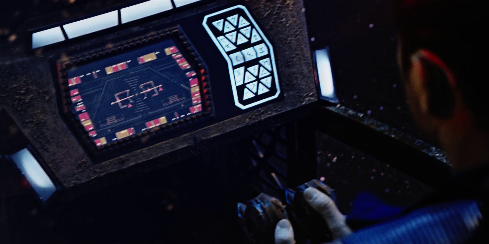 extant_StarTrekDiscovery_1x05-ChooseYourPain_3964.jpg