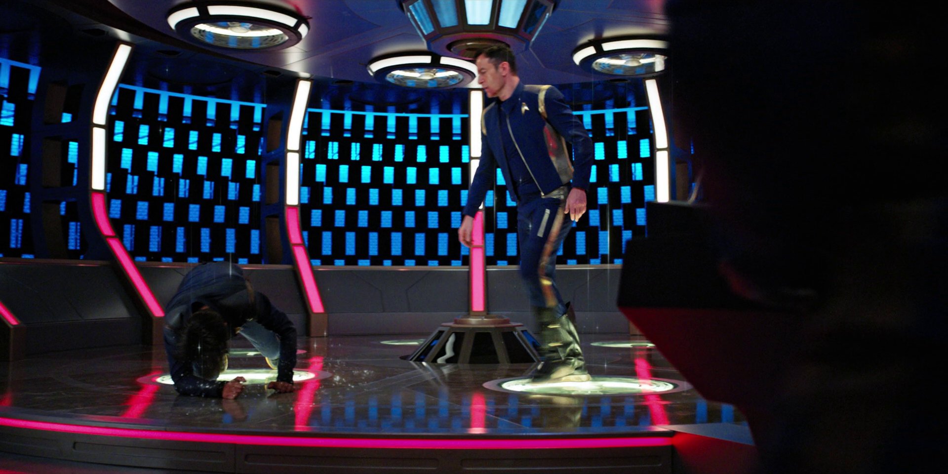 extant_StarTrekDiscovery_1x05-ChooseYourPain_4115.jpg
