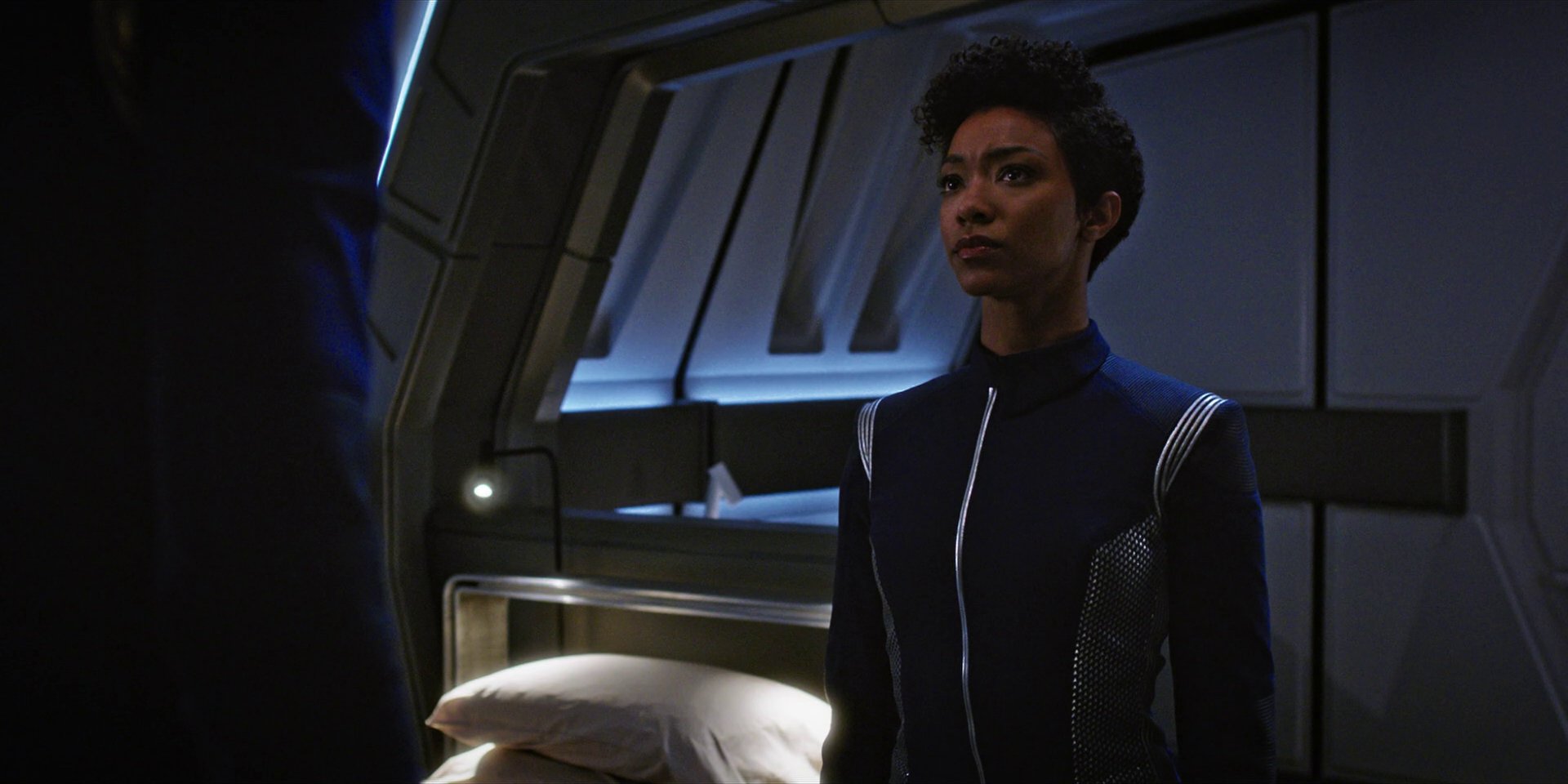 extant_StarTrekDiscovery_1x05-ChooseYourPain_4459.jpg
