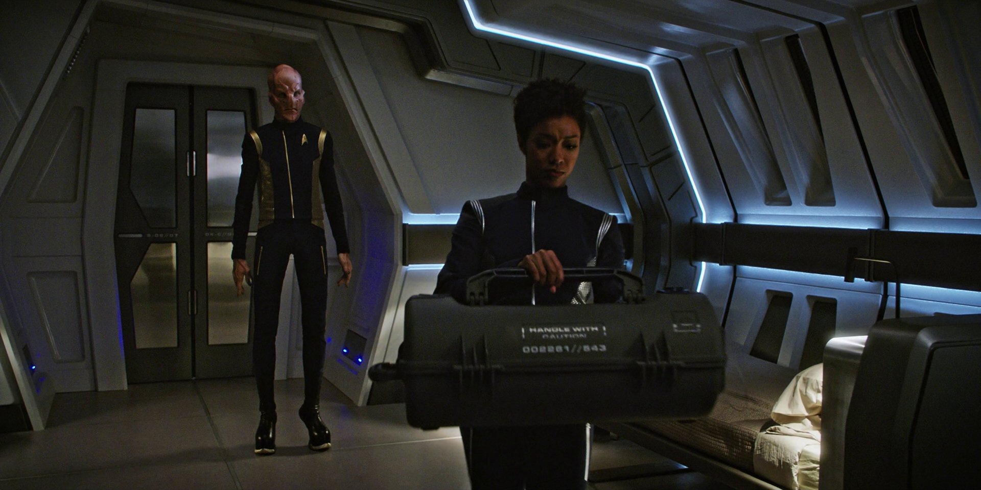 extant_StarTrekDiscovery_1x05-ChooseYourPain_4517.jpg