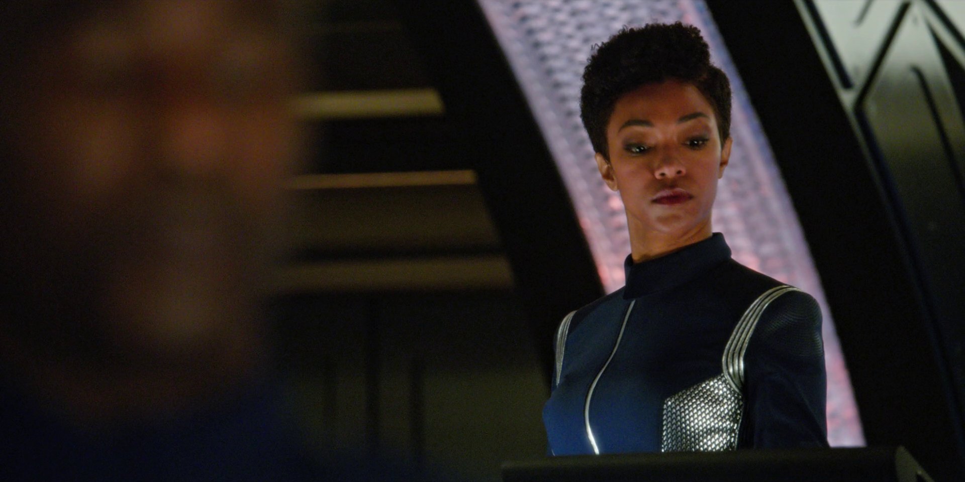 extant_StarTrekDiscovery_1x07-MagicToMakeTheSanestManGoMad_0278.jpg