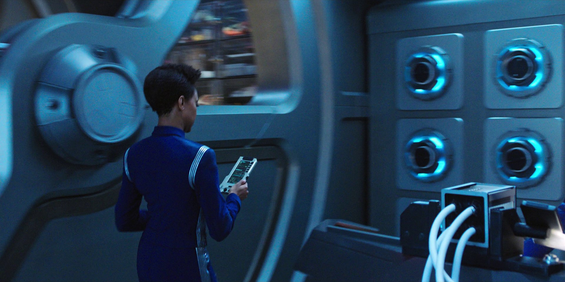 extant_StarTrekDiscovery_1x07-MagicToMakeTheSanestManGoMad_0319.jpg