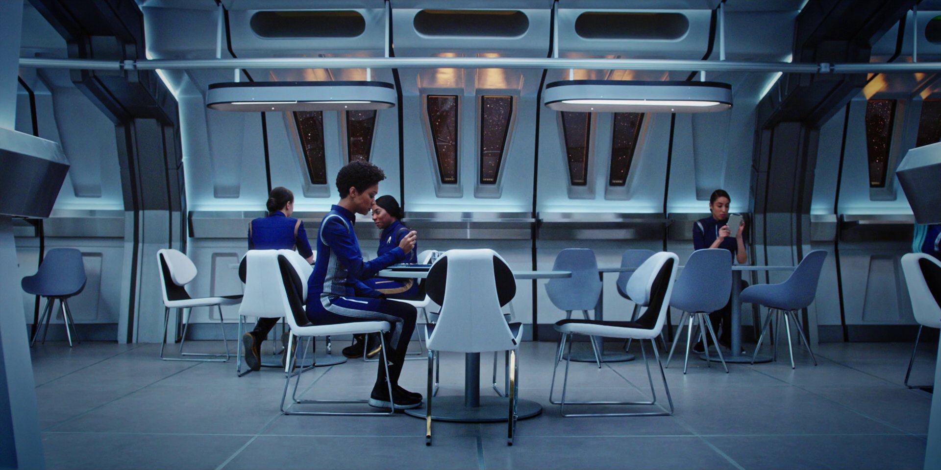 extant_StarTrekDiscovery_1x07-MagicToMakeTheSanestManGoMad_0389.jpg