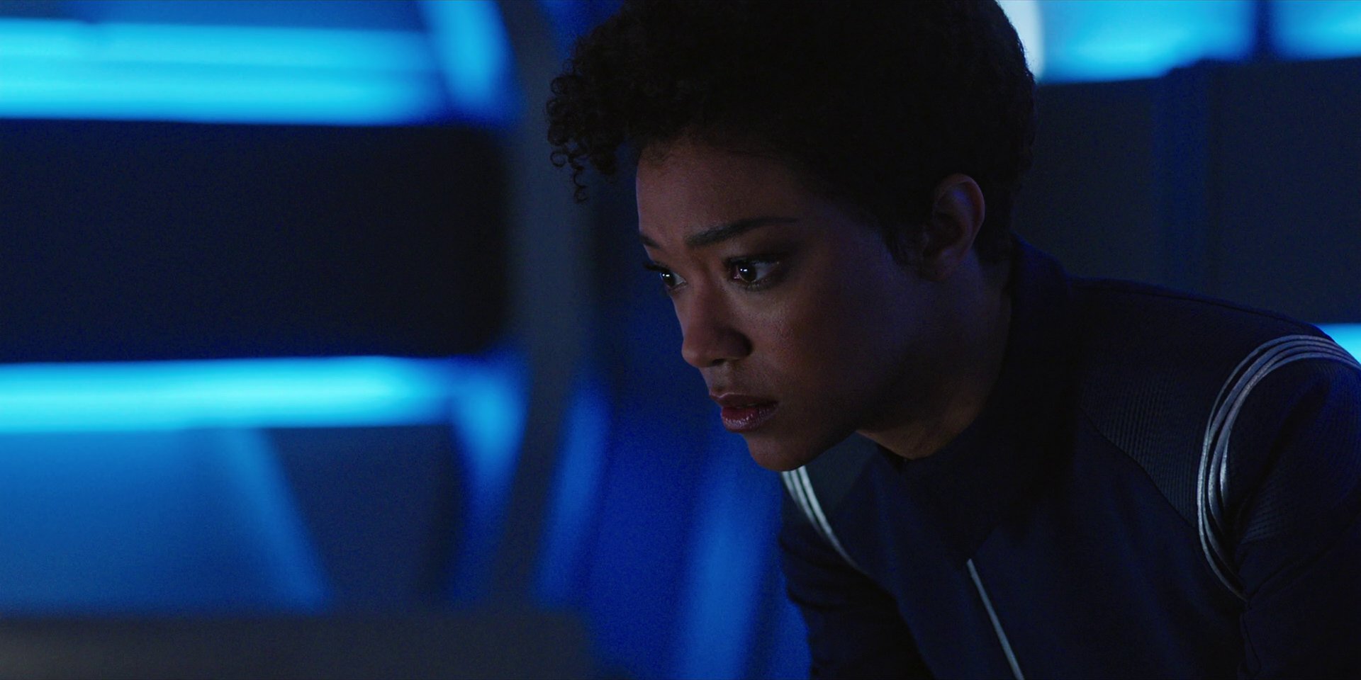 extant_StarTrekDiscovery_1x07-MagicToMakeTheSanestManGoMad_0393.jpg