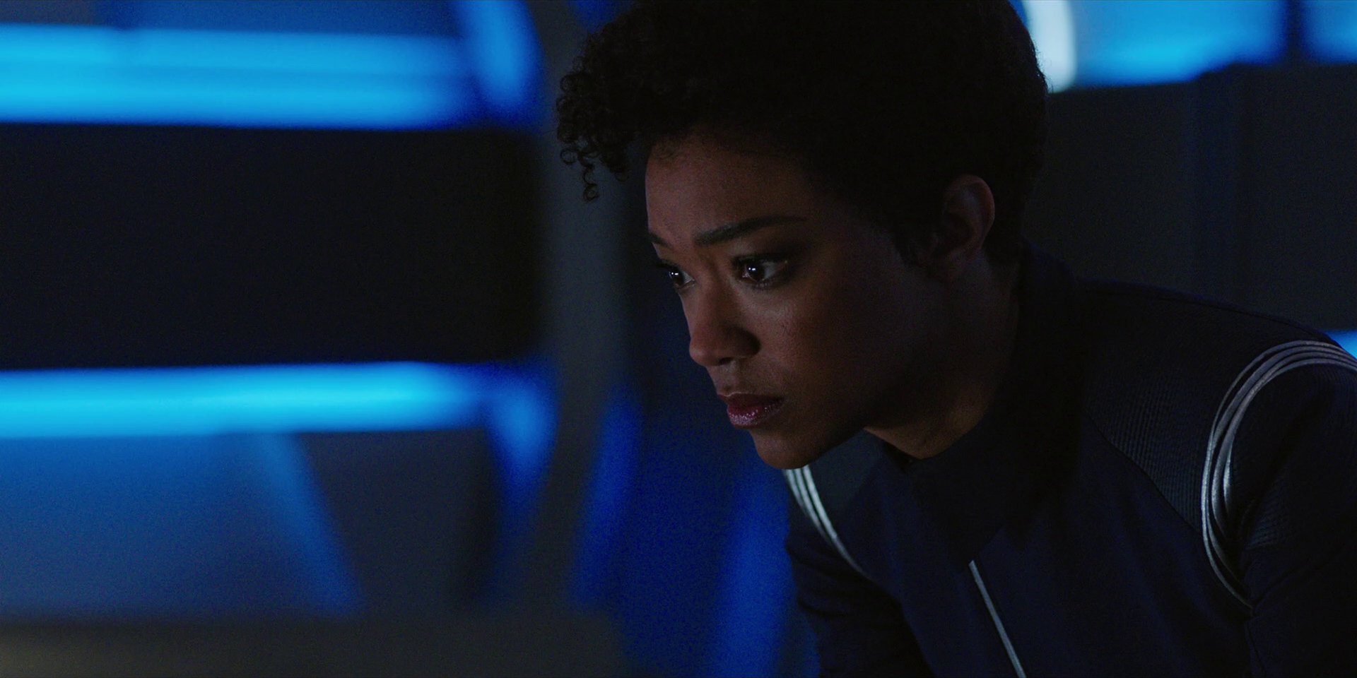 extant_StarTrekDiscovery_1x07-MagicToMakeTheSanestManGoMad_0395.jpg