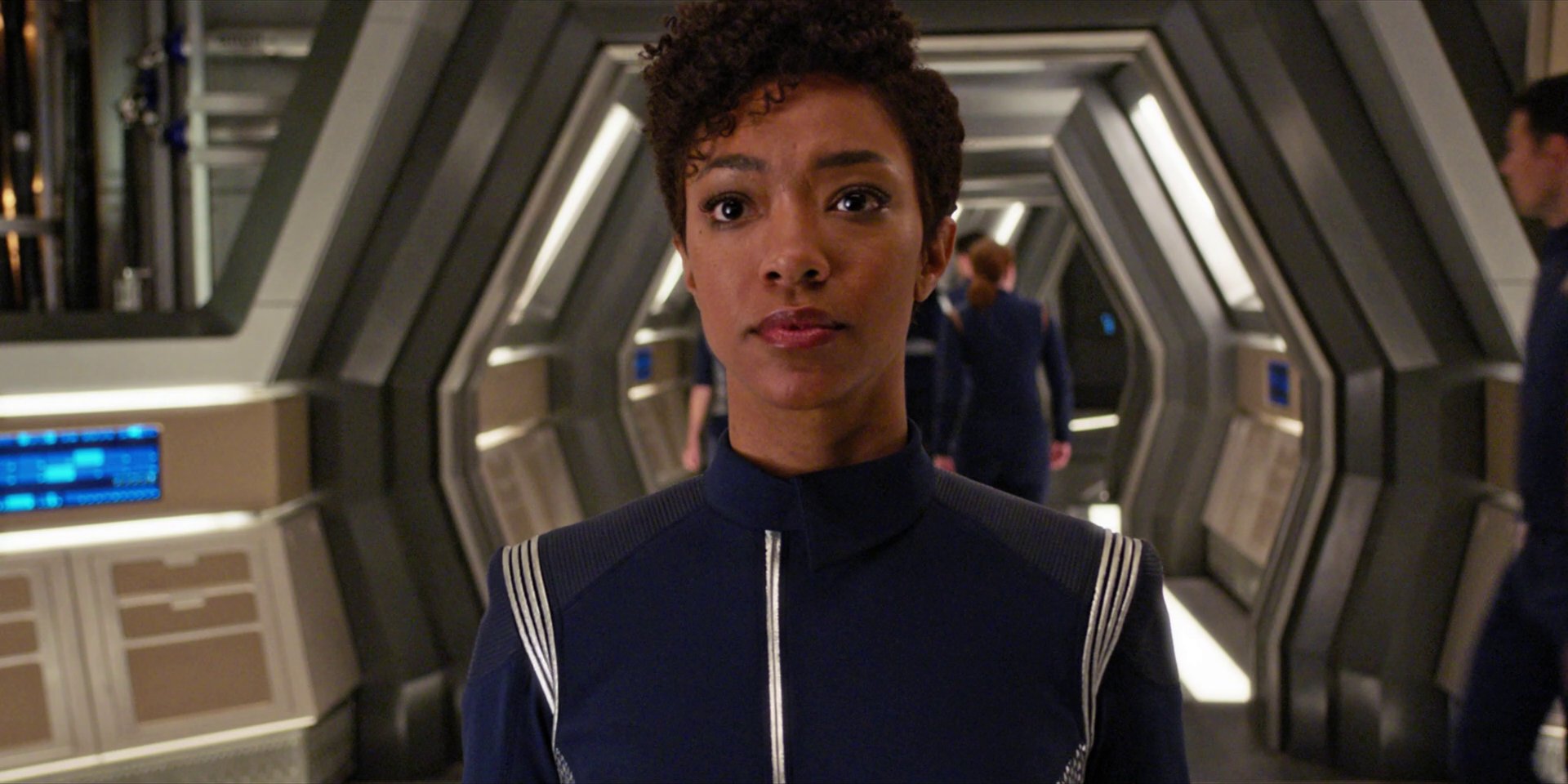 extant_StarTrekDiscovery_1x07-MagicToMakeTheSanestManGoMad_0405.jpg