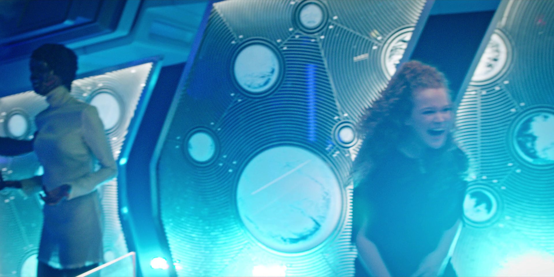 extant_StarTrekDiscovery_1x07-MagicToMakeTheSanestManGoMad_0426.jpg