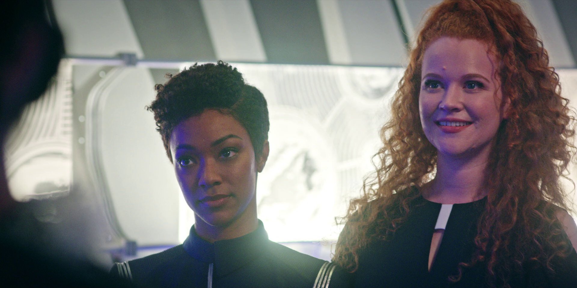extant_StarTrekDiscovery_1x07-MagicToMakeTheSanestManGoMad_0548.jpg