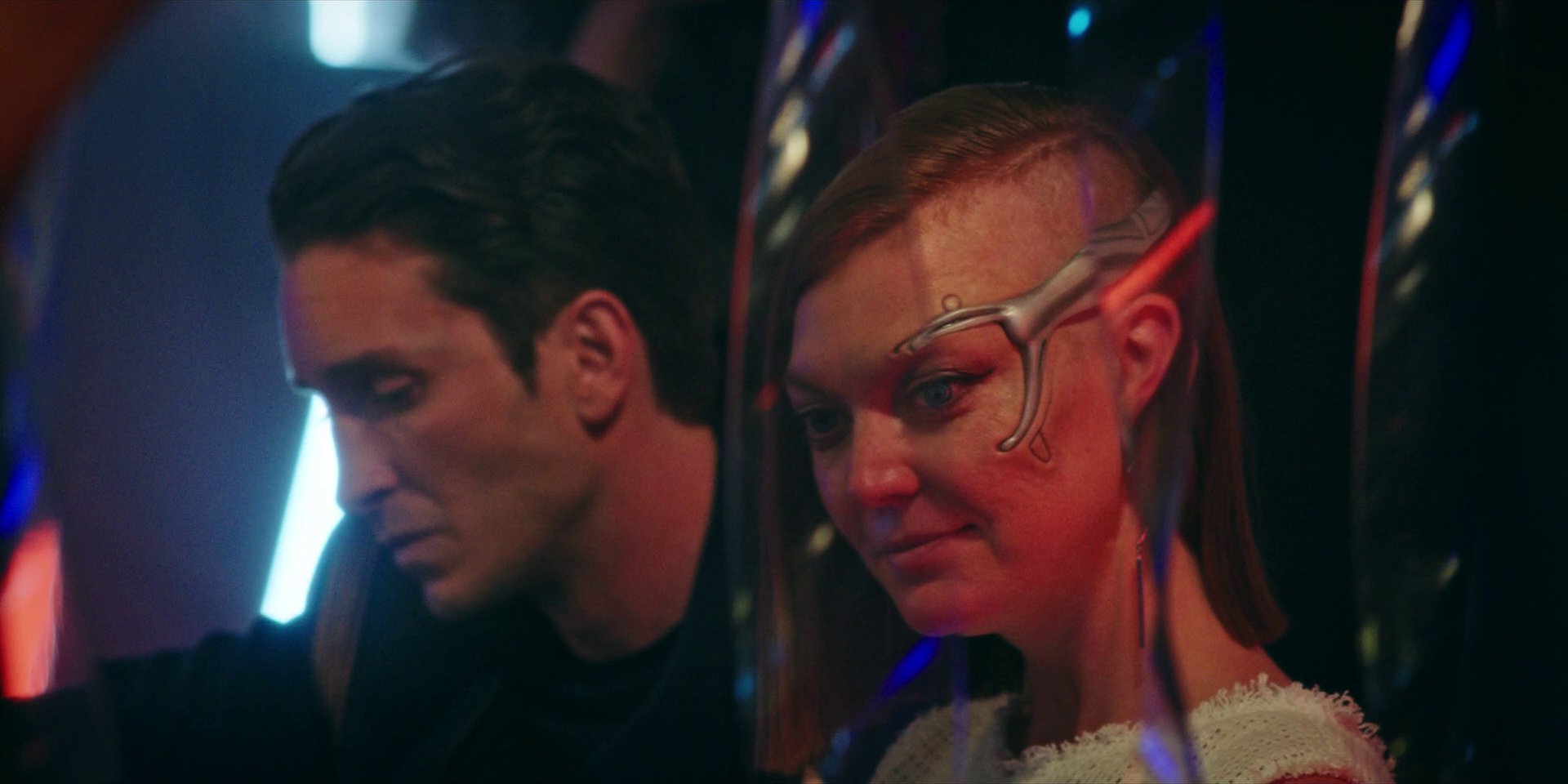 extant_StarTrekDiscovery_1x07-MagicToMakeTheSanestManGoMad_0566.jpg
