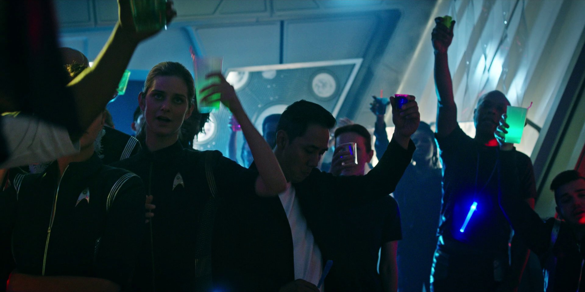 extant_StarTrekDiscovery_1x07-MagicToMakeTheSanestManGoMad_0579.jpg