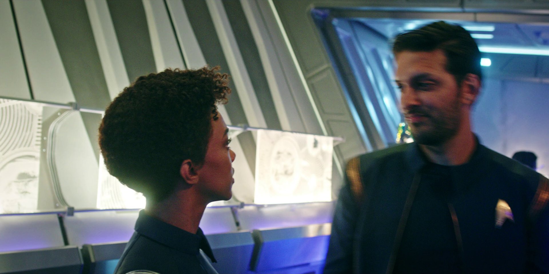 extant_StarTrekDiscovery_1x07-MagicToMakeTheSanestManGoMad_0629.jpg