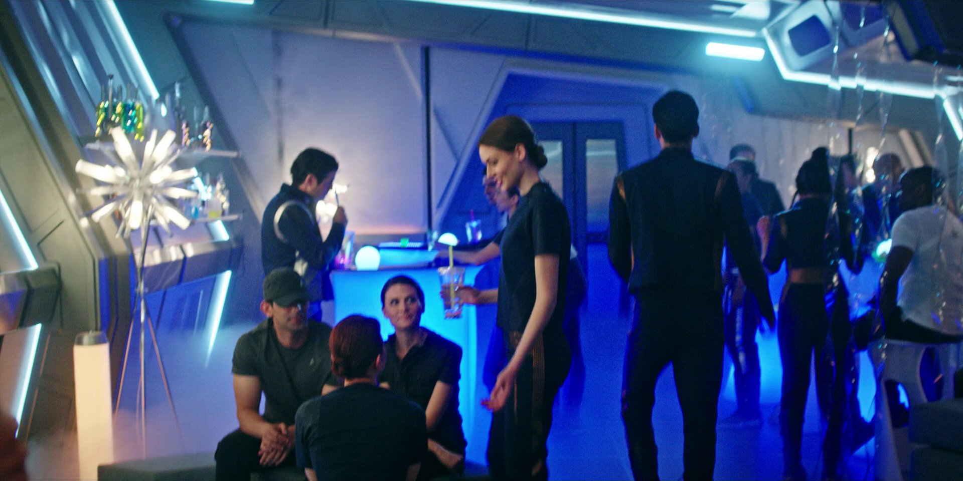 extant_StarTrekDiscovery_1x07-MagicToMakeTheSanestManGoMad_0635.jpg