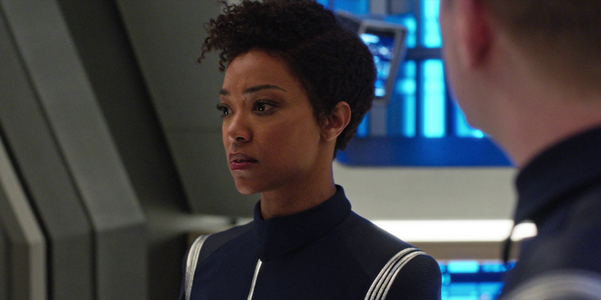 extant_StarTrekDiscovery_1x07-MagicToMakeTheSanestManGoMad_0797.jpg