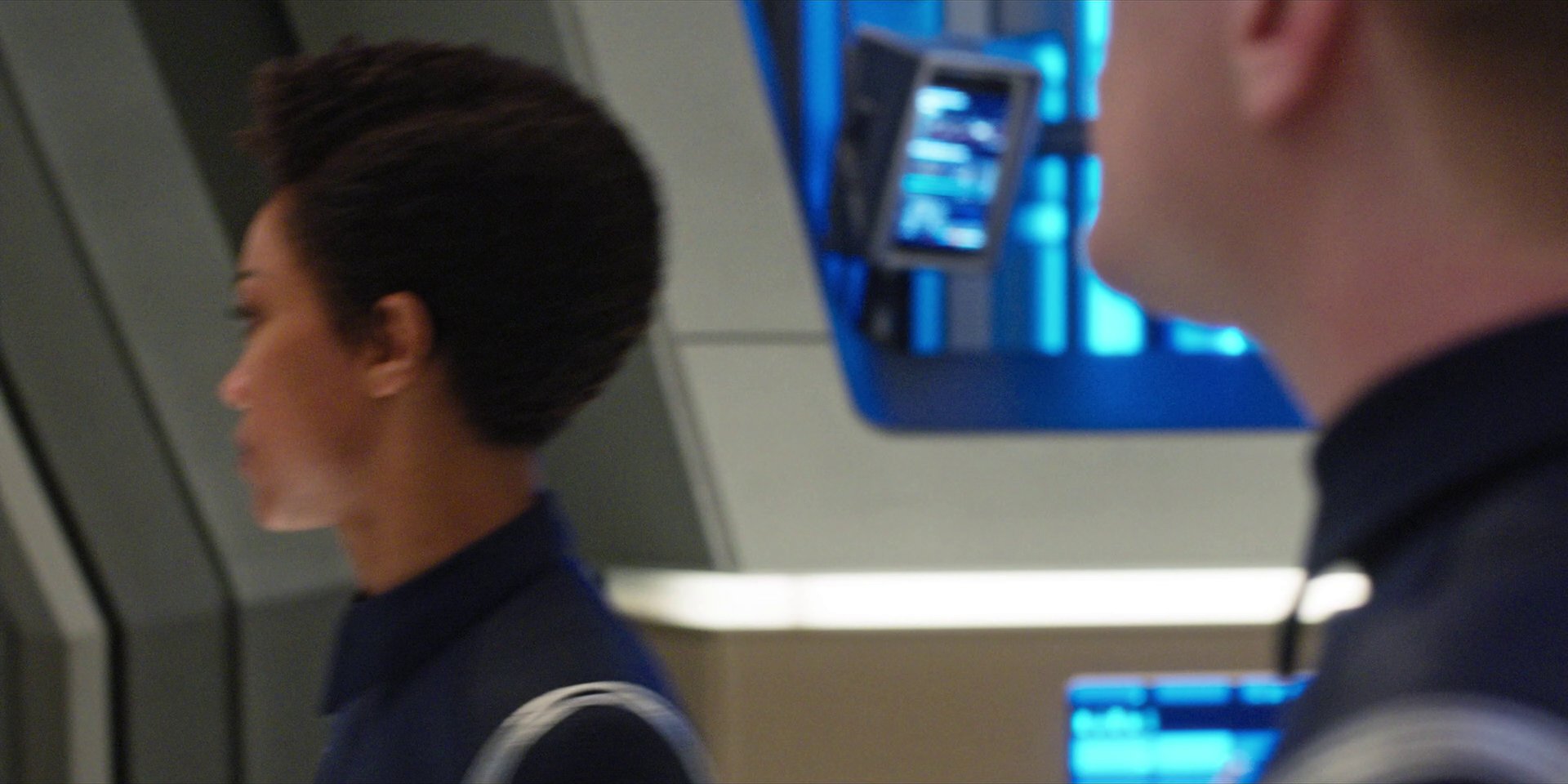 extant_StarTrekDiscovery_1x07-MagicToMakeTheSanestManGoMad_0800.jpg