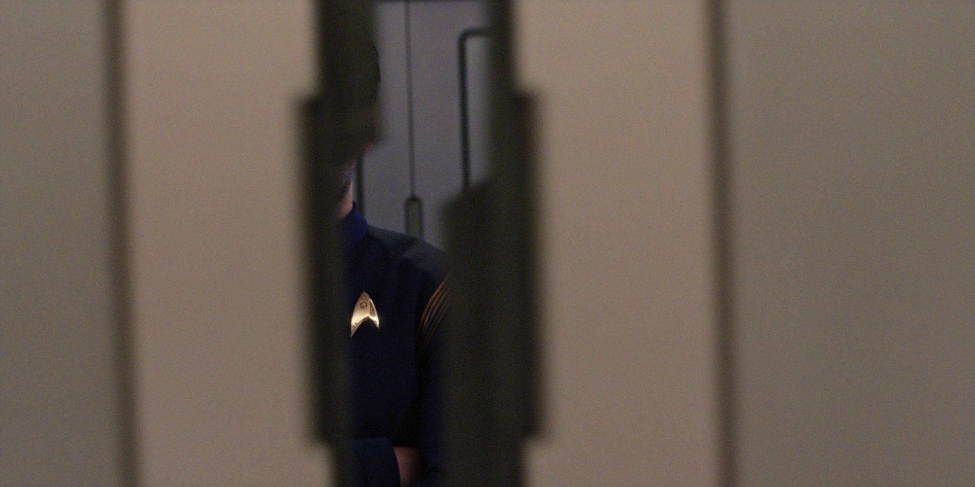 extant_StarTrekDiscovery_1x07-MagicToMakeTheSanestManGoMad_0813.jpg