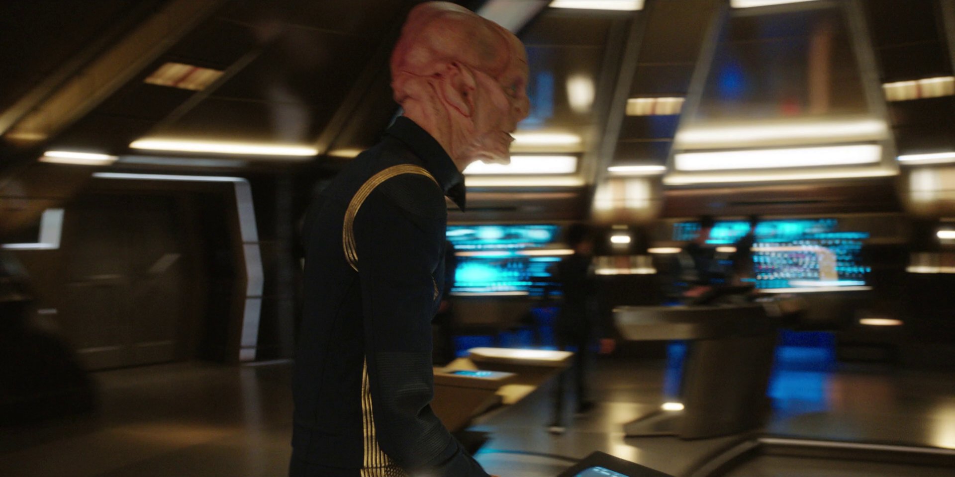 extant_StarTrekDiscovery_1x07-MagicToMakeTheSanestManGoMad_0817.jpg