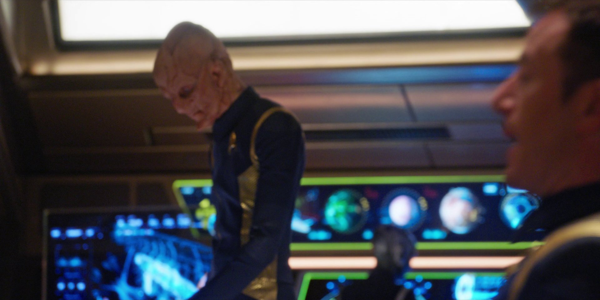 extant_StarTrekDiscovery_1x07-MagicToMakeTheSanestManGoMad_0826.jpg