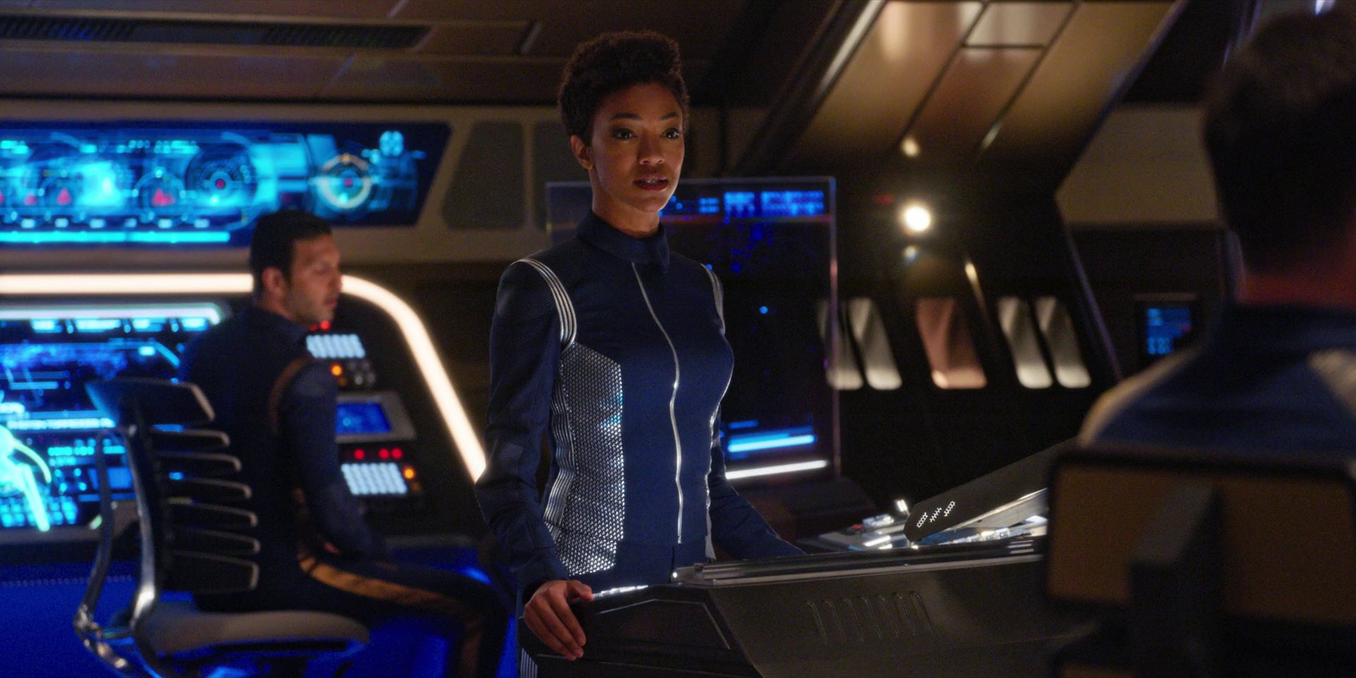 extant_StarTrekDiscovery_1x07-MagicToMakeTheSanestManGoMad_0859.jpg