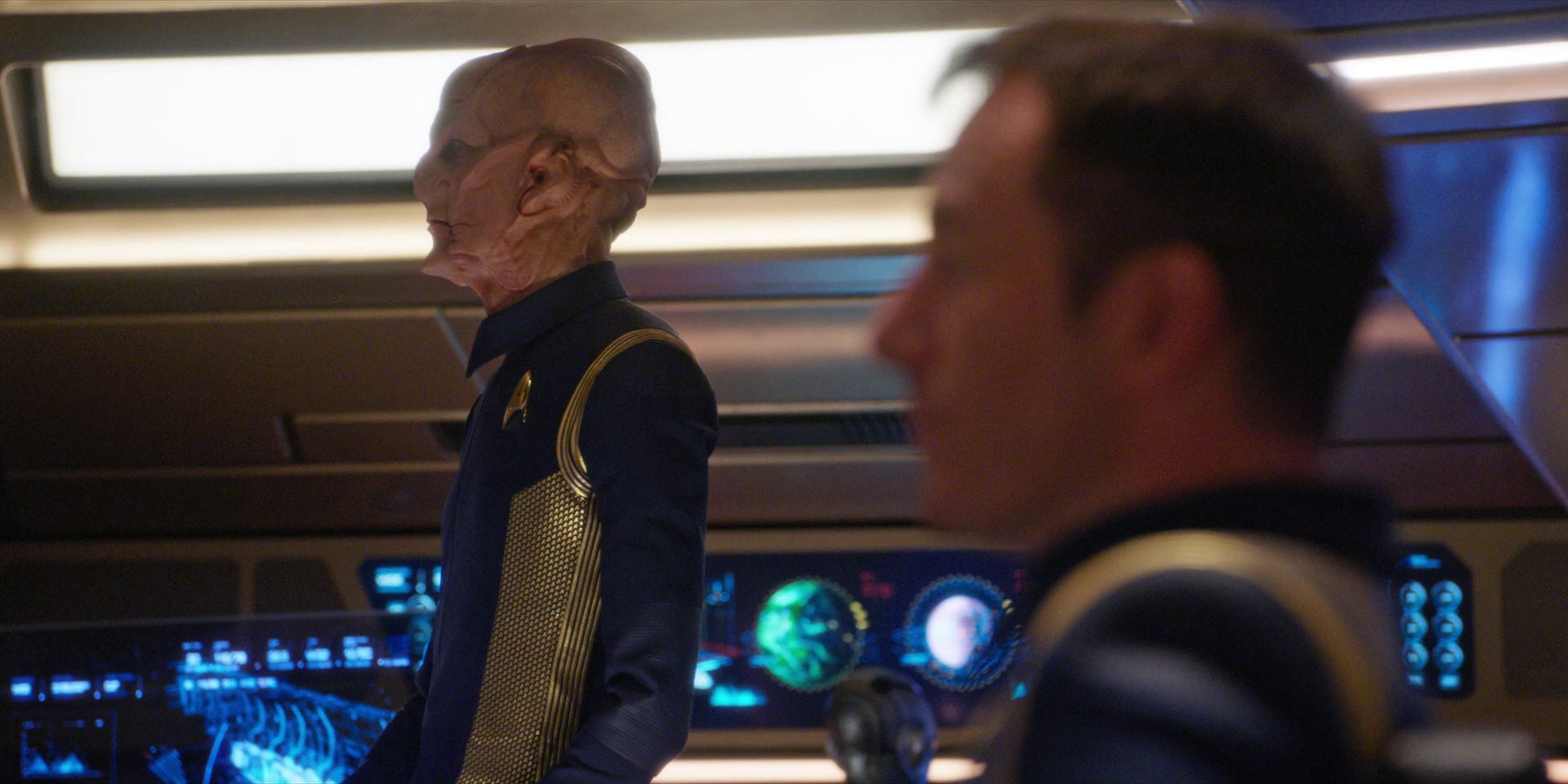 extant_StarTrekDiscovery_1x07-MagicToMakeTheSanestManGoMad_0860.jpg