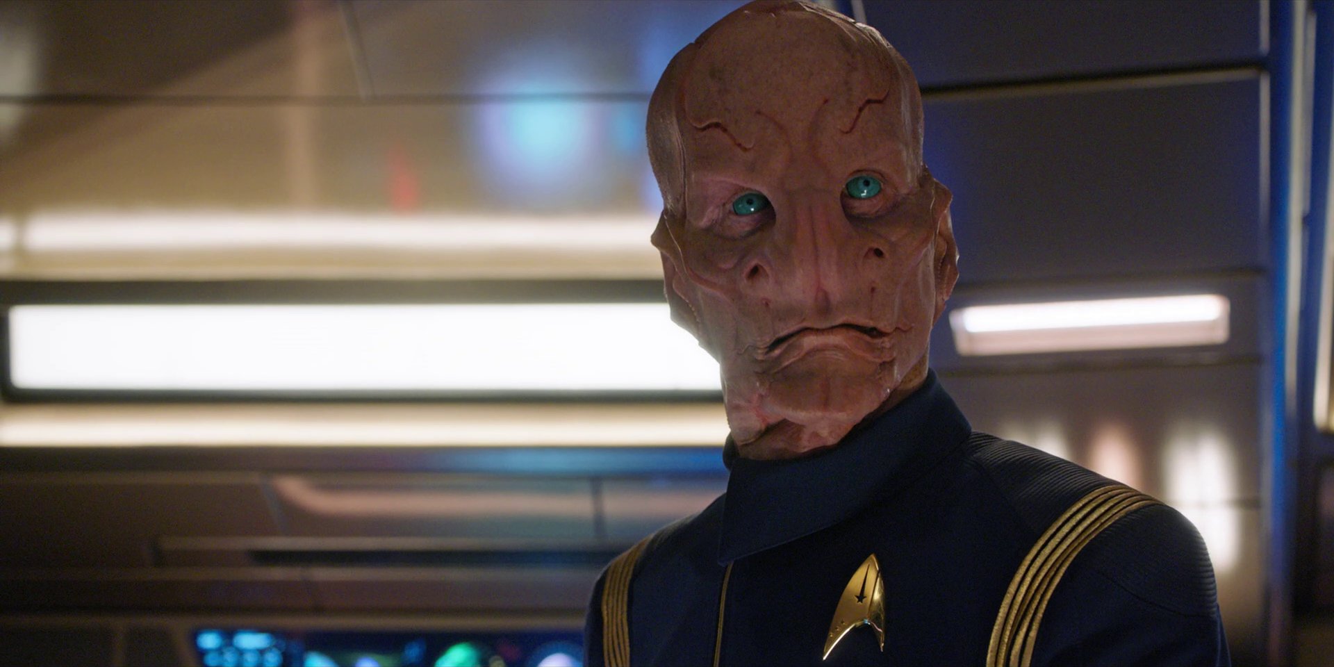 extant_StarTrekDiscovery_1x07-MagicToMakeTheSanestManGoMad_0893.jpg