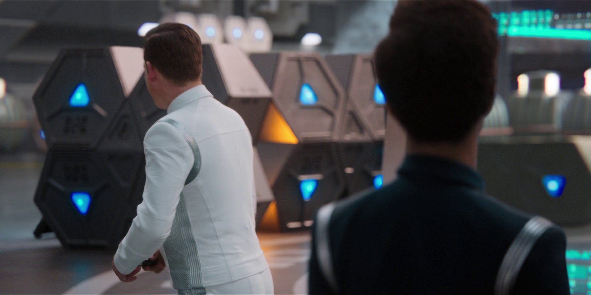extant_StarTrekDiscovery_1x07-MagicToMakeTheSanestManGoMad_0921.jpg