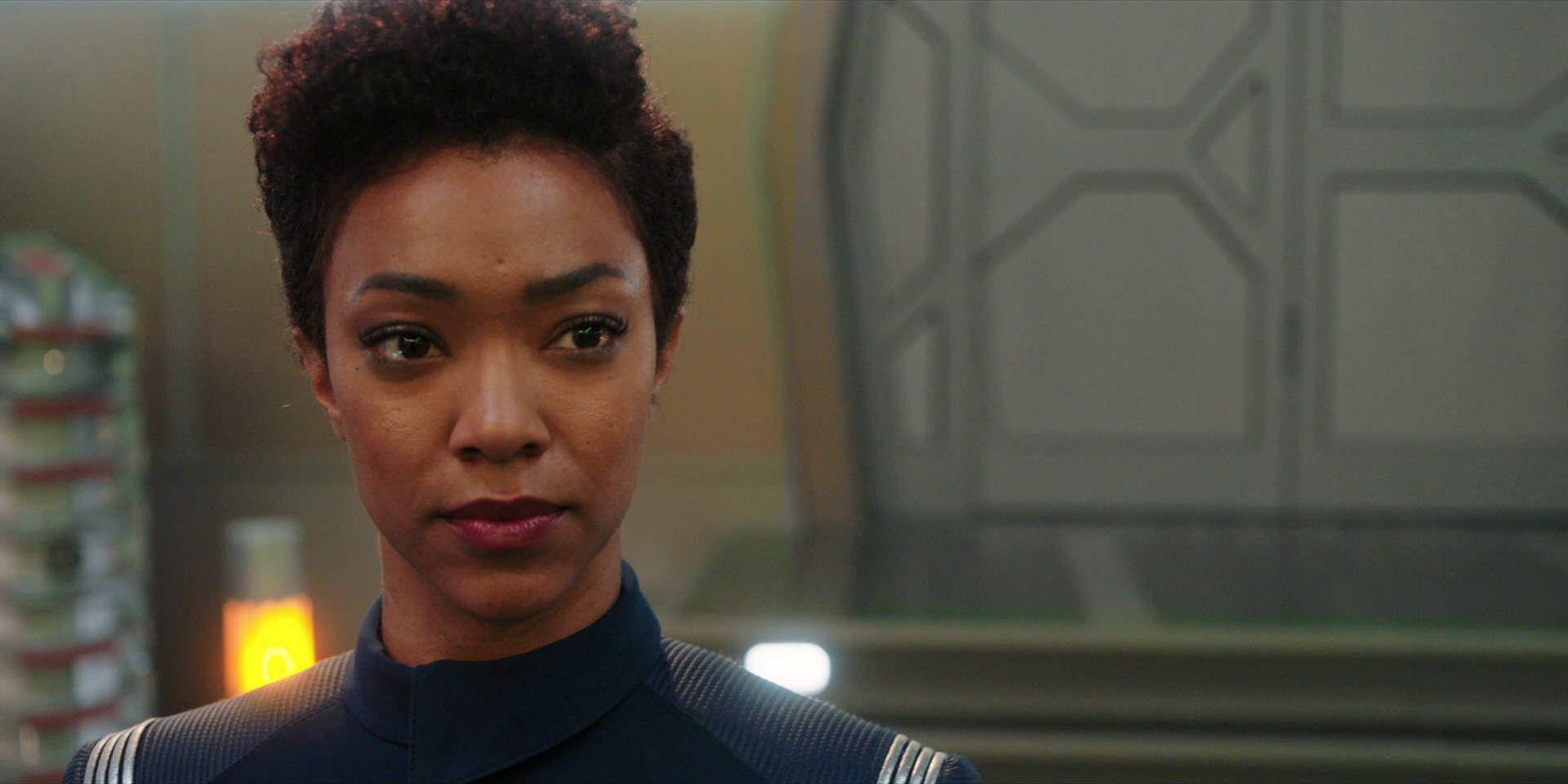 extant_StarTrekDiscovery_1x07-MagicToMakeTheSanestManGoMad_0948.jpg