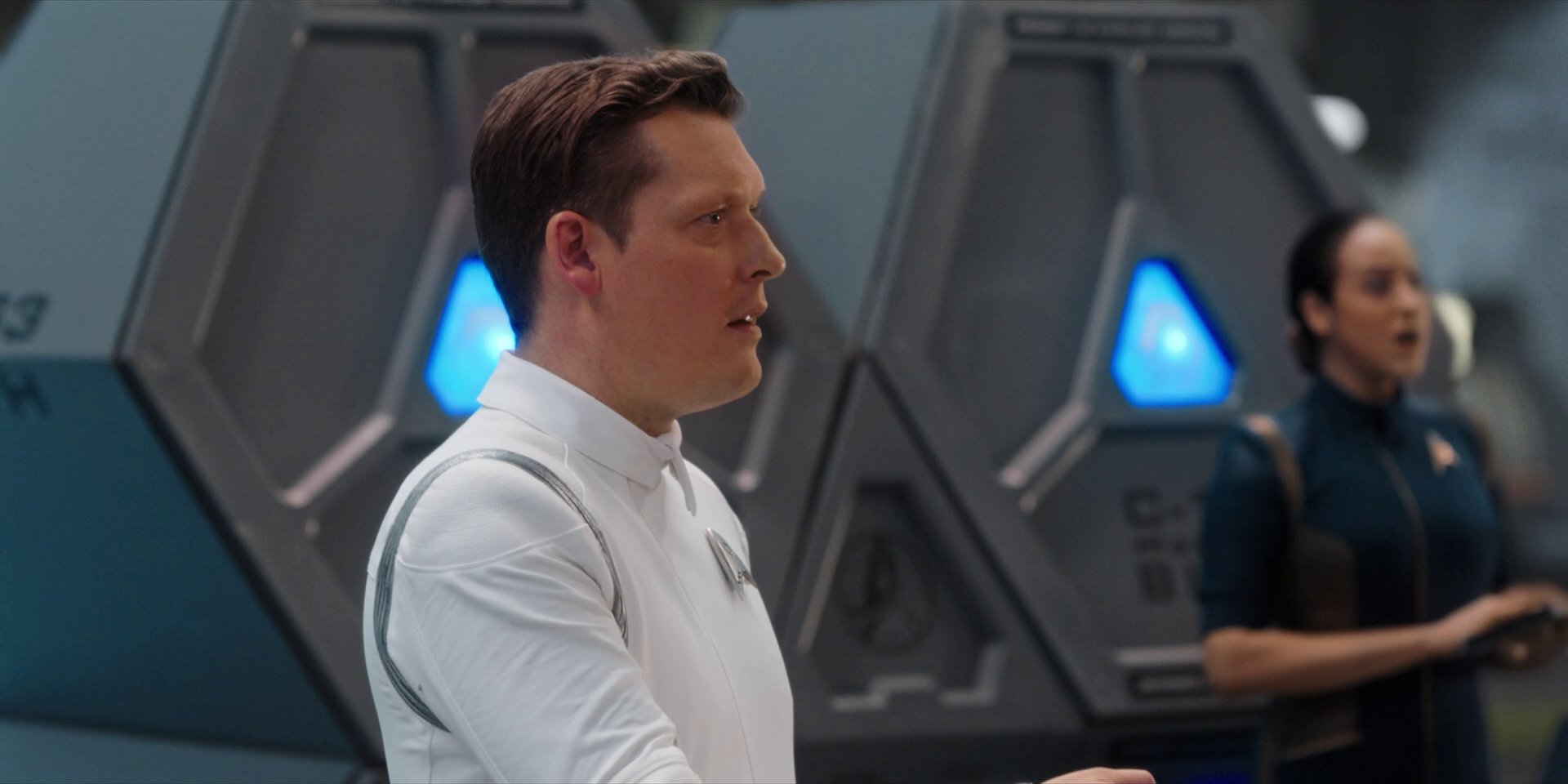 extant_StarTrekDiscovery_1x07-MagicToMakeTheSanestManGoMad_0961.jpg