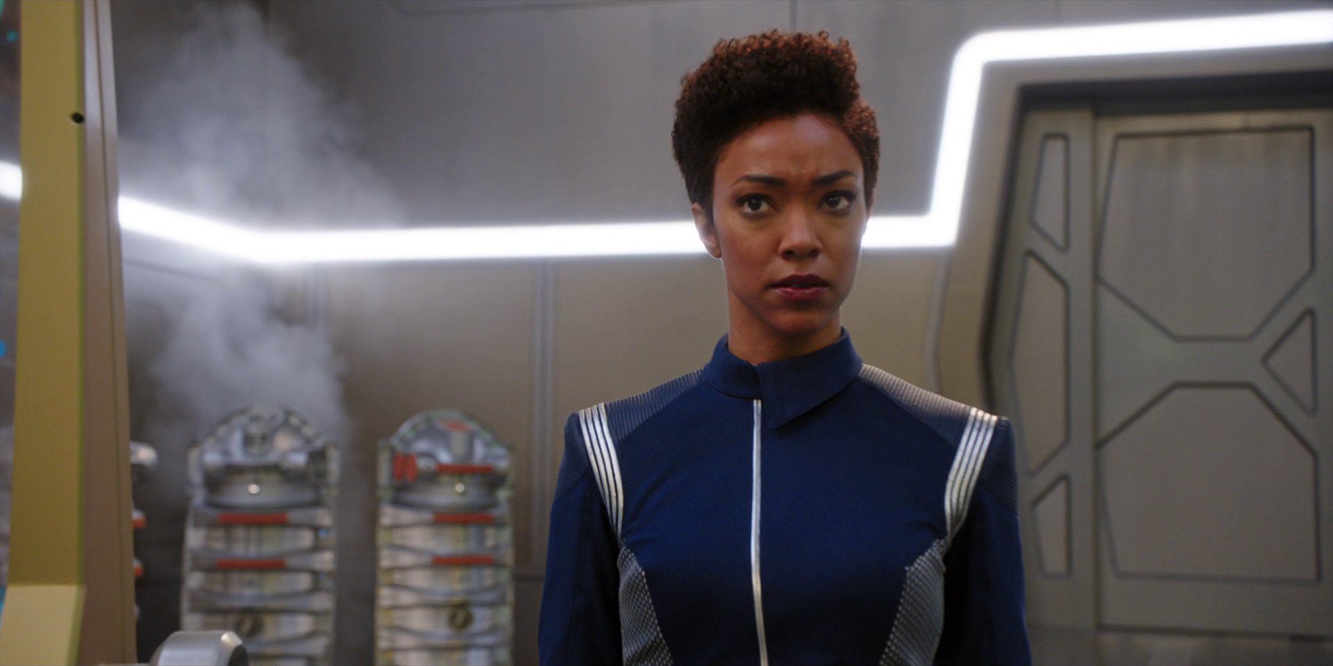 extant_StarTrekDiscovery_1x07-MagicToMakeTheSanestManGoMad_0982.jpg