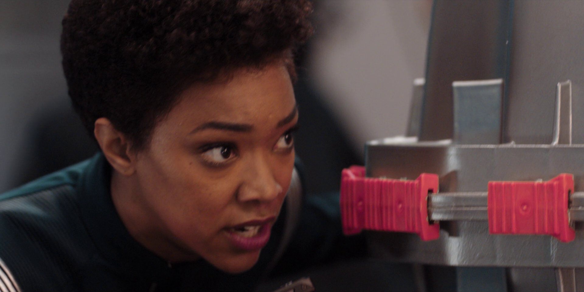 extant_StarTrekDiscovery_1x07-MagicToMakeTheSanestManGoMad_1011.jpg