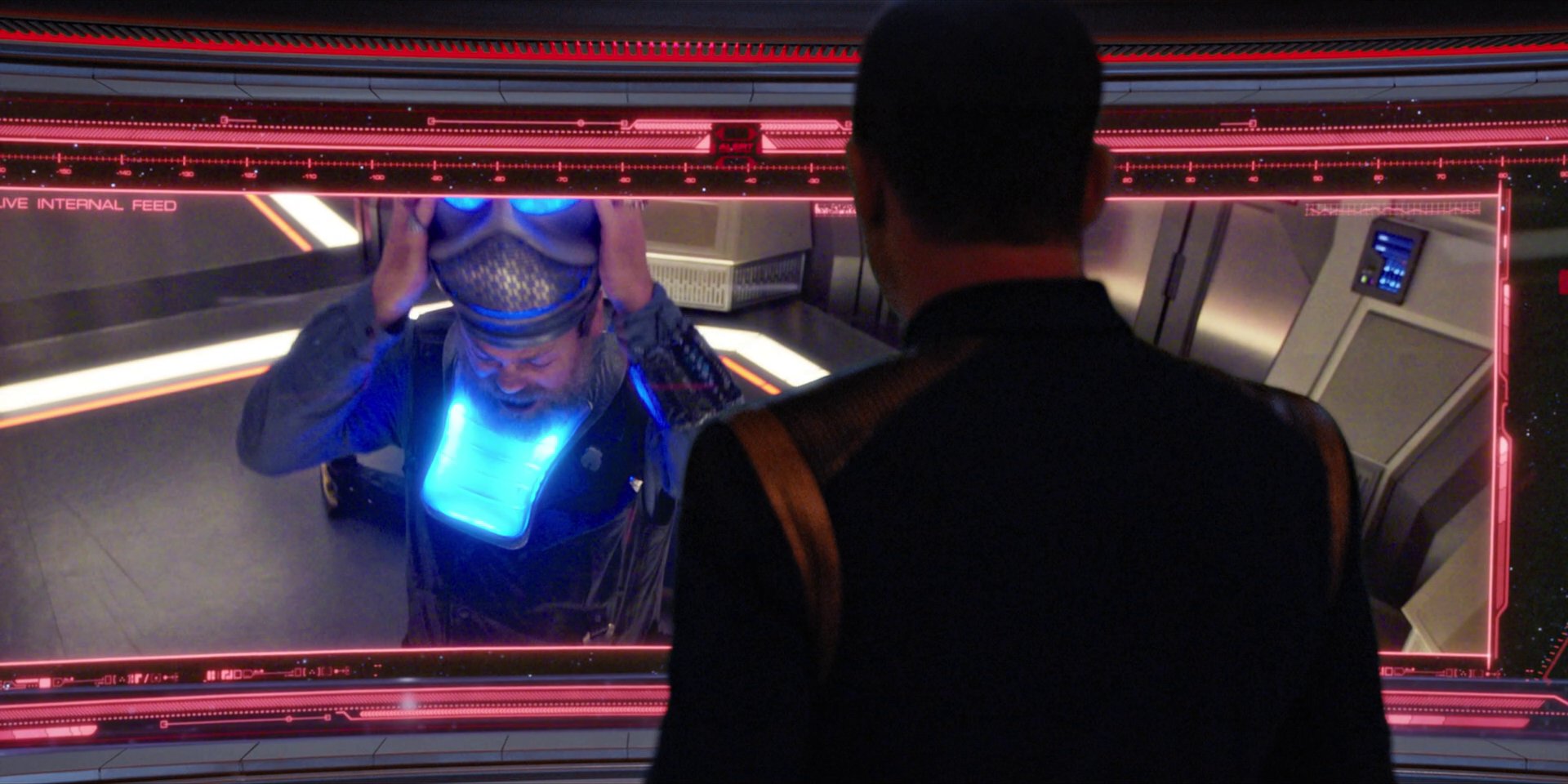 extant_StarTrekDiscovery_1x07-MagicToMakeTheSanestManGoMad_1050.jpg