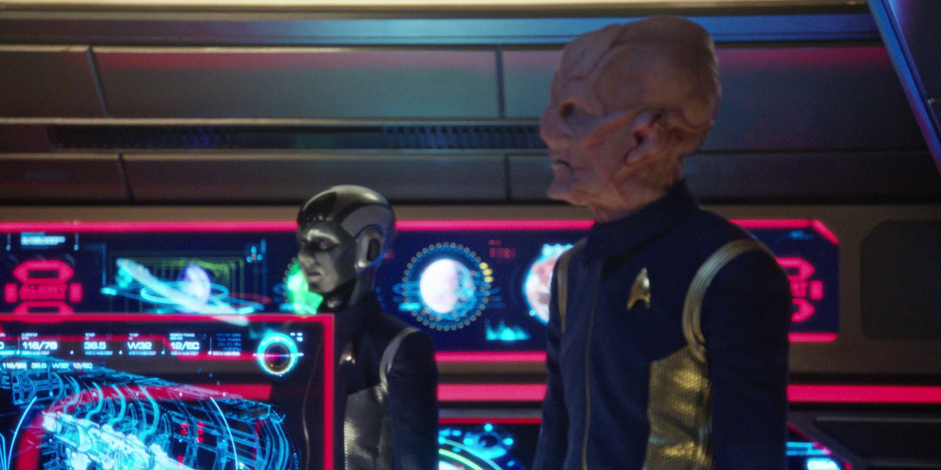 extant_StarTrekDiscovery_1x07-MagicToMakeTheSanestManGoMad_1091.jpg