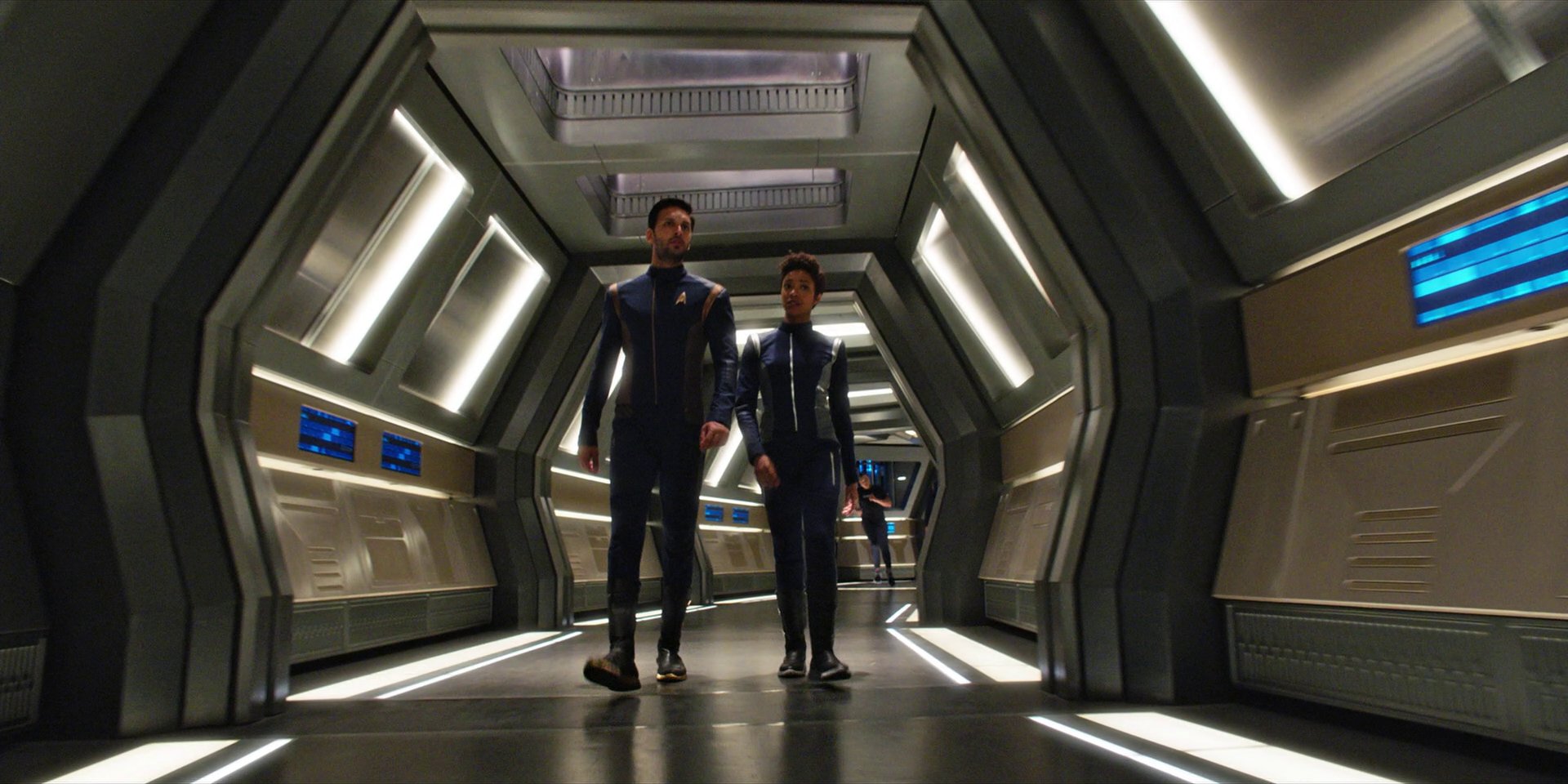 extant_StarTrekDiscovery_1x07-MagicToMakeTheSanestManGoMad_1256.jpg