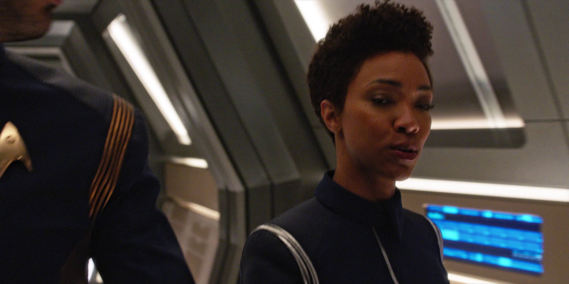 extant_StarTrekDiscovery_1x07-MagicToMakeTheSanestManGoMad_1275.jpg