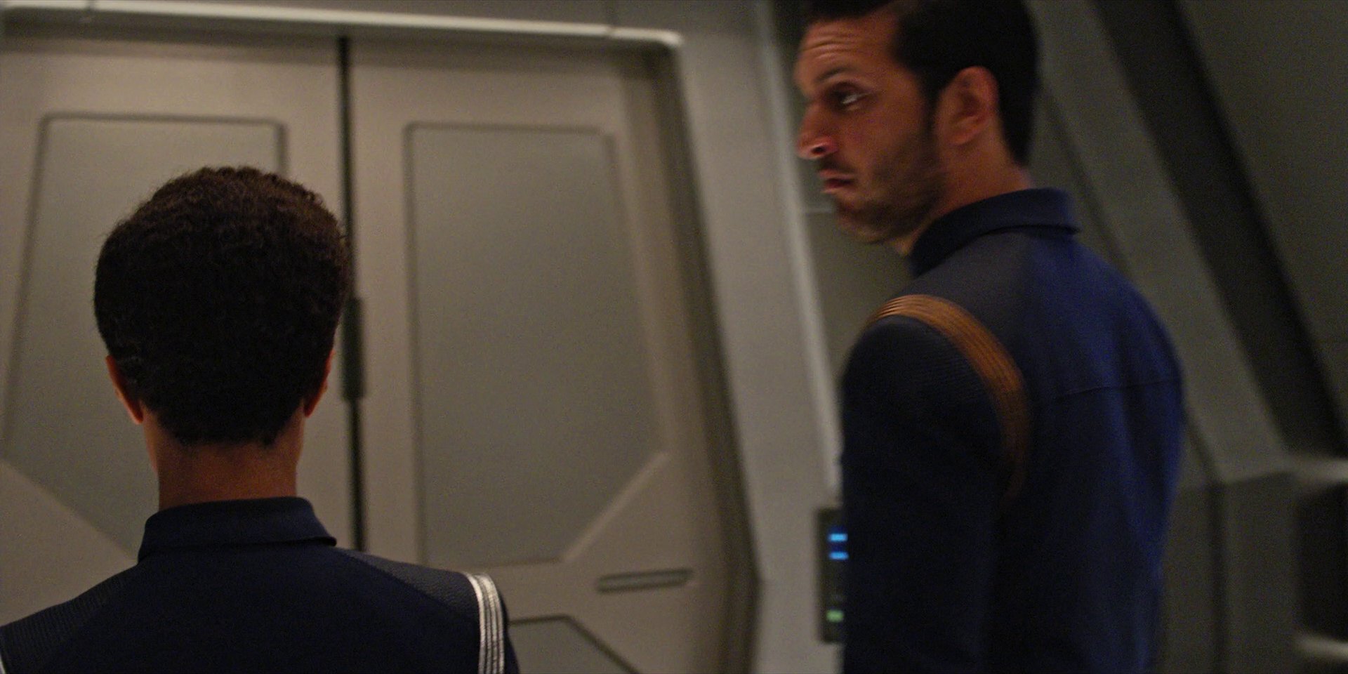 extant_StarTrekDiscovery_1x07-MagicToMakeTheSanestManGoMad_1291.jpg