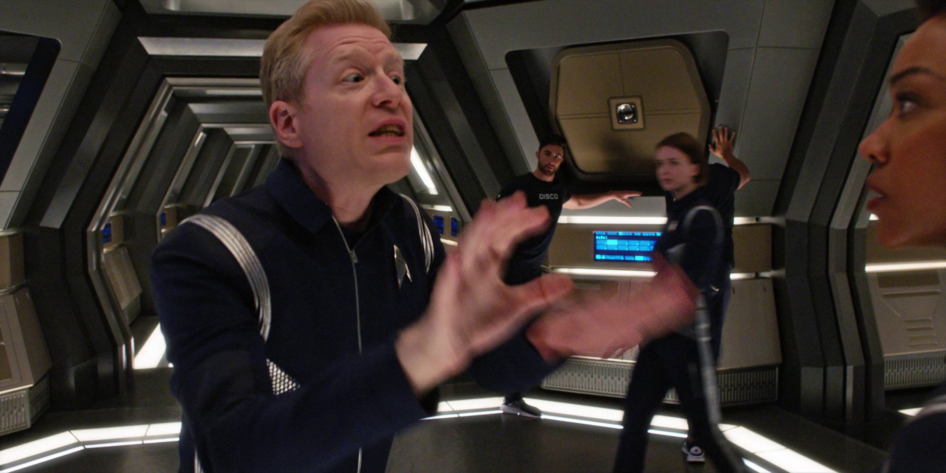 extant_StarTrekDiscovery_1x07-MagicToMakeTheSanestManGoMad_1315.jpg