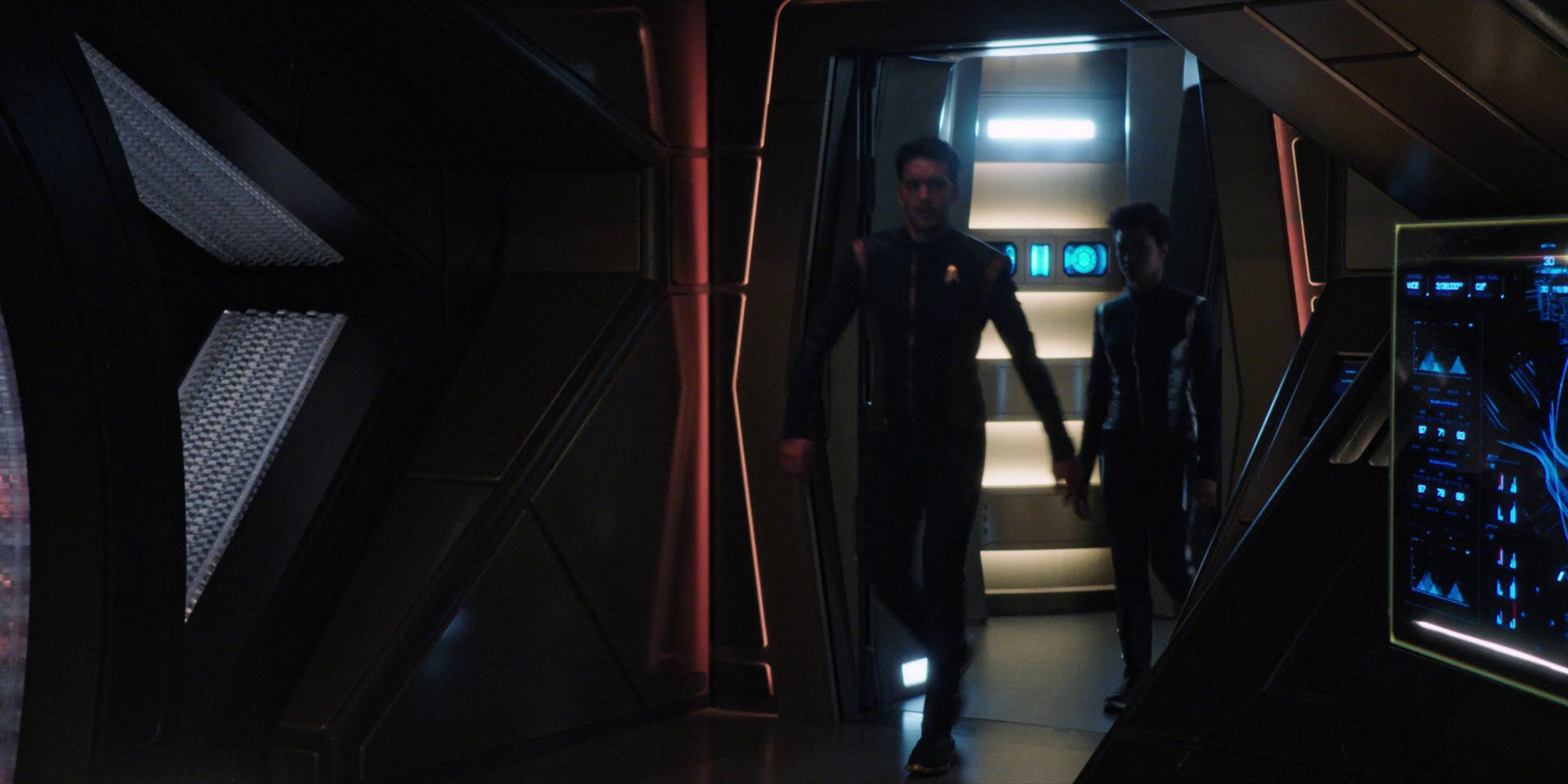 extant_StarTrekDiscovery_1x07-MagicToMakeTheSanestManGoMad_1382.jpg