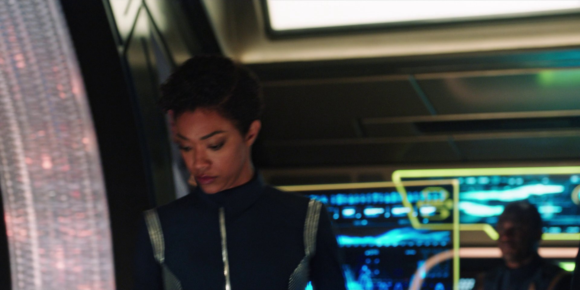 extant_StarTrekDiscovery_1x07-MagicToMakeTheSanestManGoMad_1398.jpg