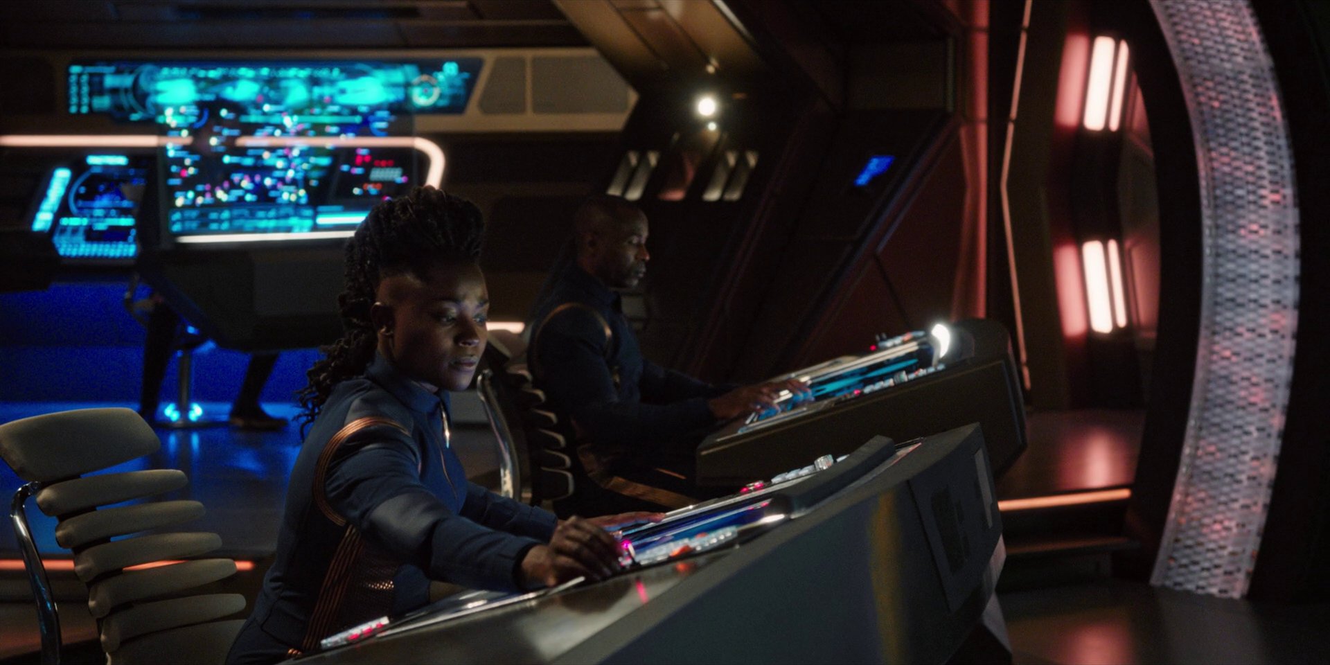 extant_StarTrekDiscovery_1x07-MagicToMakeTheSanestManGoMad_1418.jpg