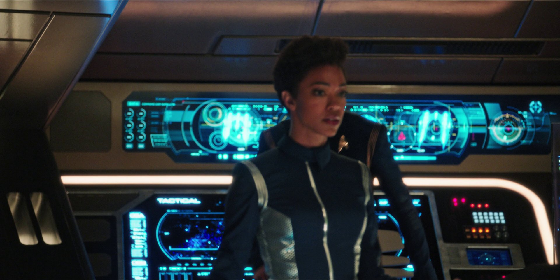 extant_StarTrekDiscovery_1x07-MagicToMakeTheSanestManGoMad_1435.jpg