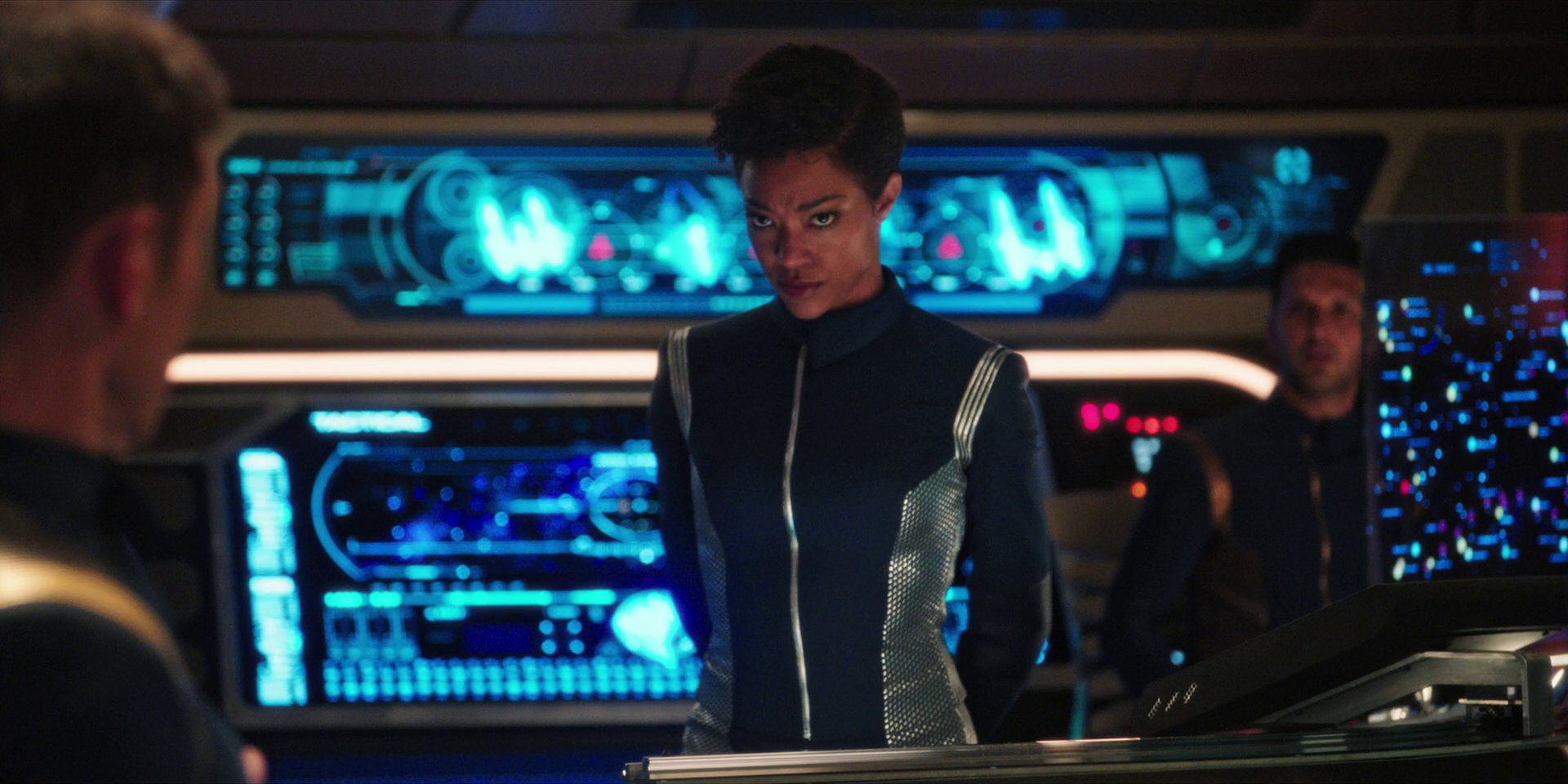 extant_StarTrekDiscovery_1x07-MagicToMakeTheSanestManGoMad_1479.jpg