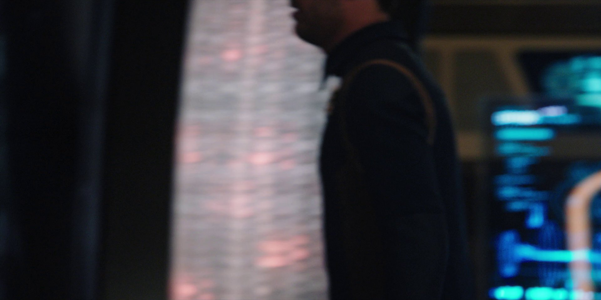 extant_StarTrekDiscovery_1x07-MagicToMakeTheSanestManGoMad_1494.jpg