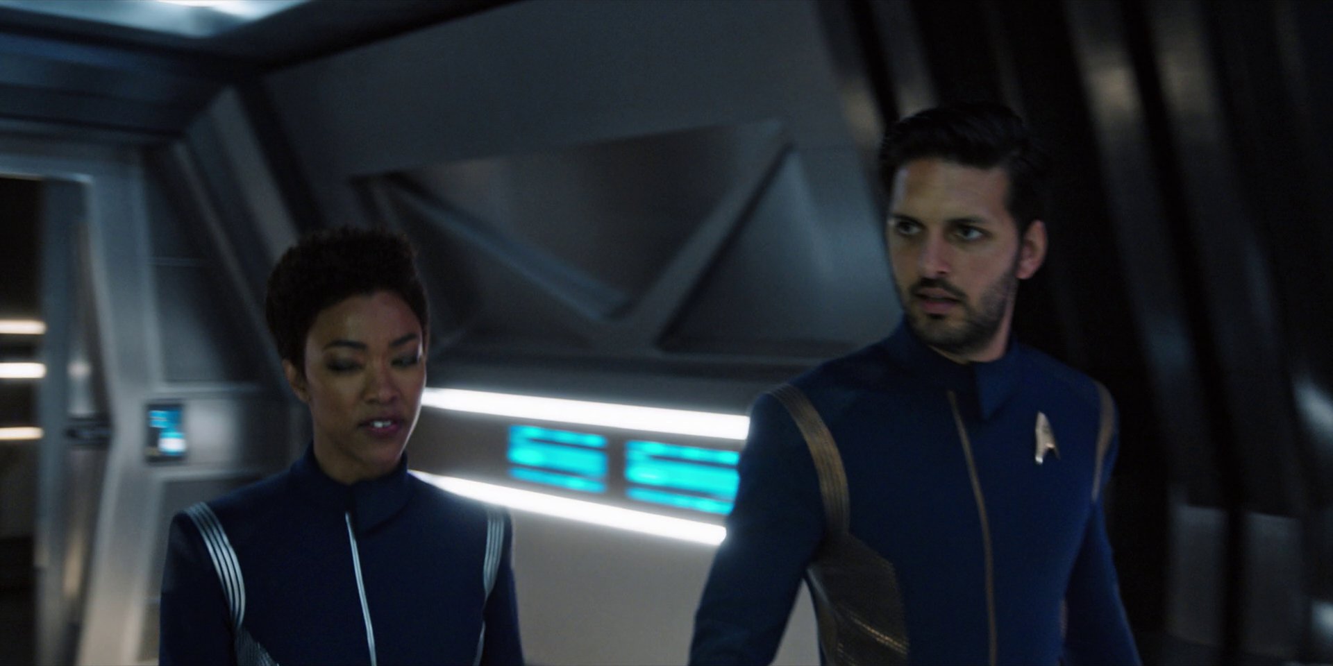 extant_StarTrekDiscovery_1x07-MagicToMakeTheSanestManGoMad_1505.jpg