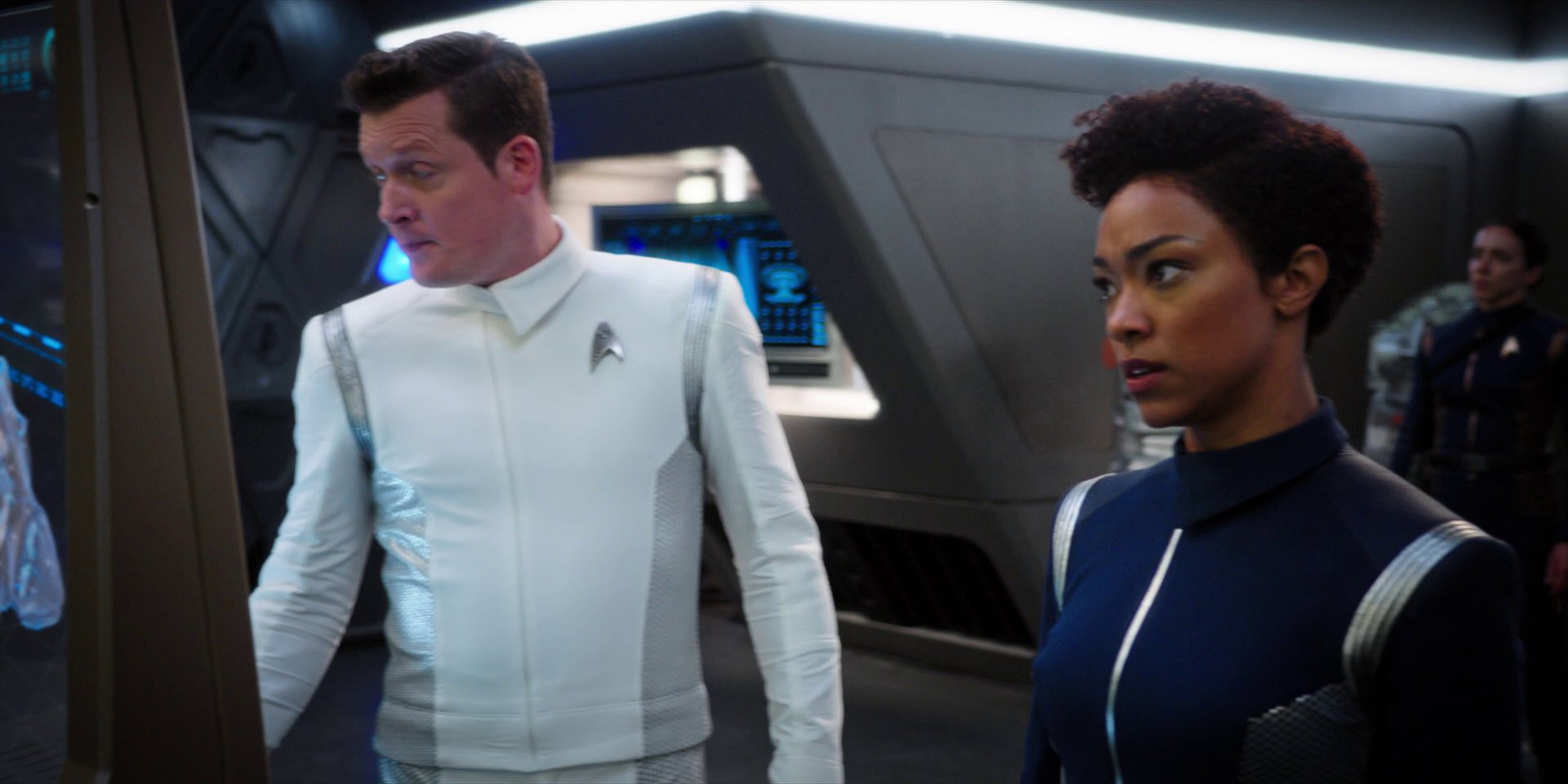 extant_StarTrekDiscovery_1x07-MagicToMakeTheSanestManGoMad_1522.jpg