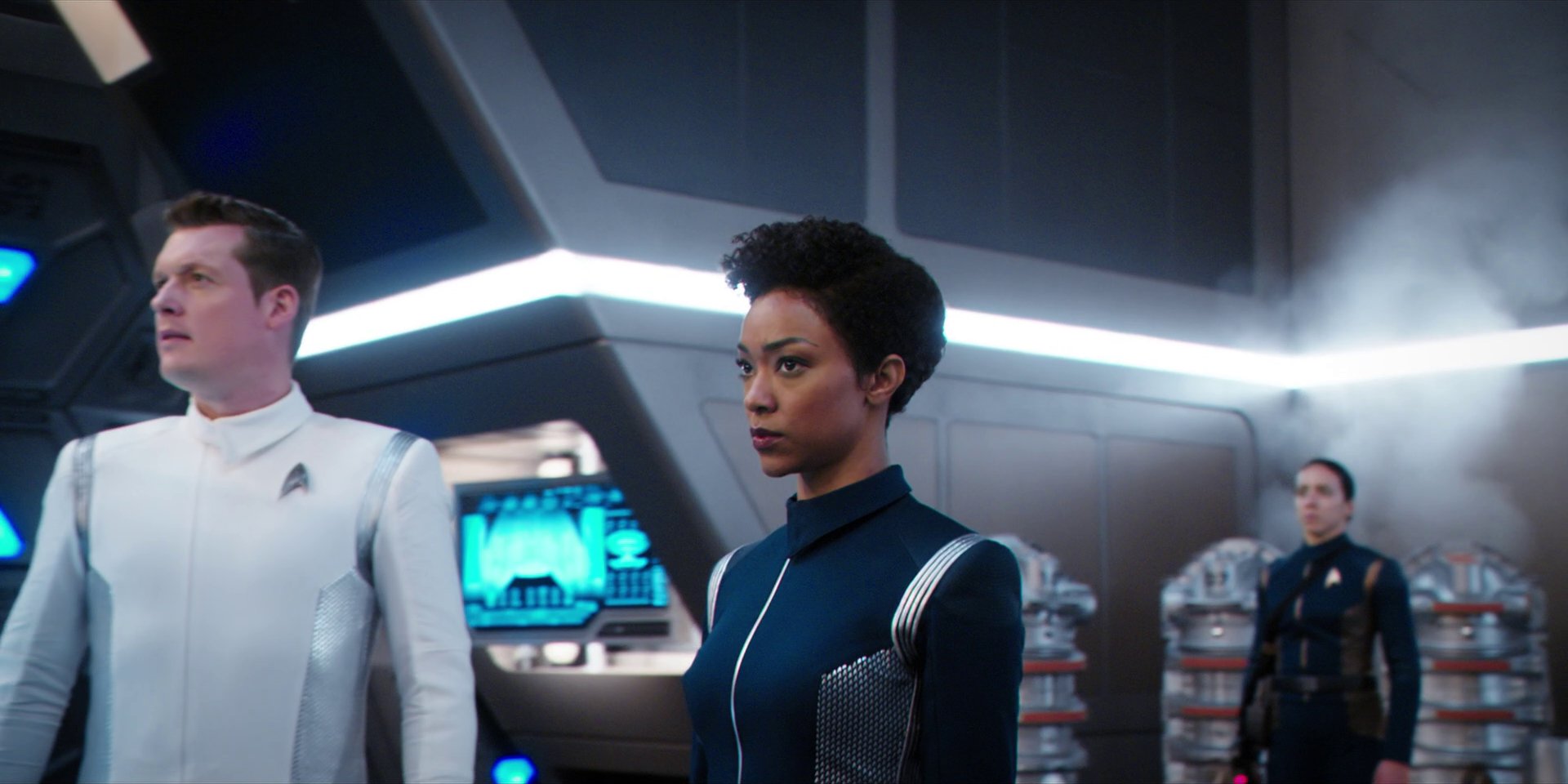 extant_StarTrekDiscovery_1x07-MagicToMakeTheSanestManGoMad_1559.jpg