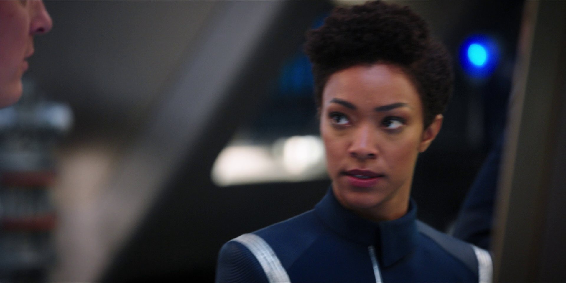 extant_StarTrekDiscovery_1x07-MagicToMakeTheSanestManGoMad_1565.jpg