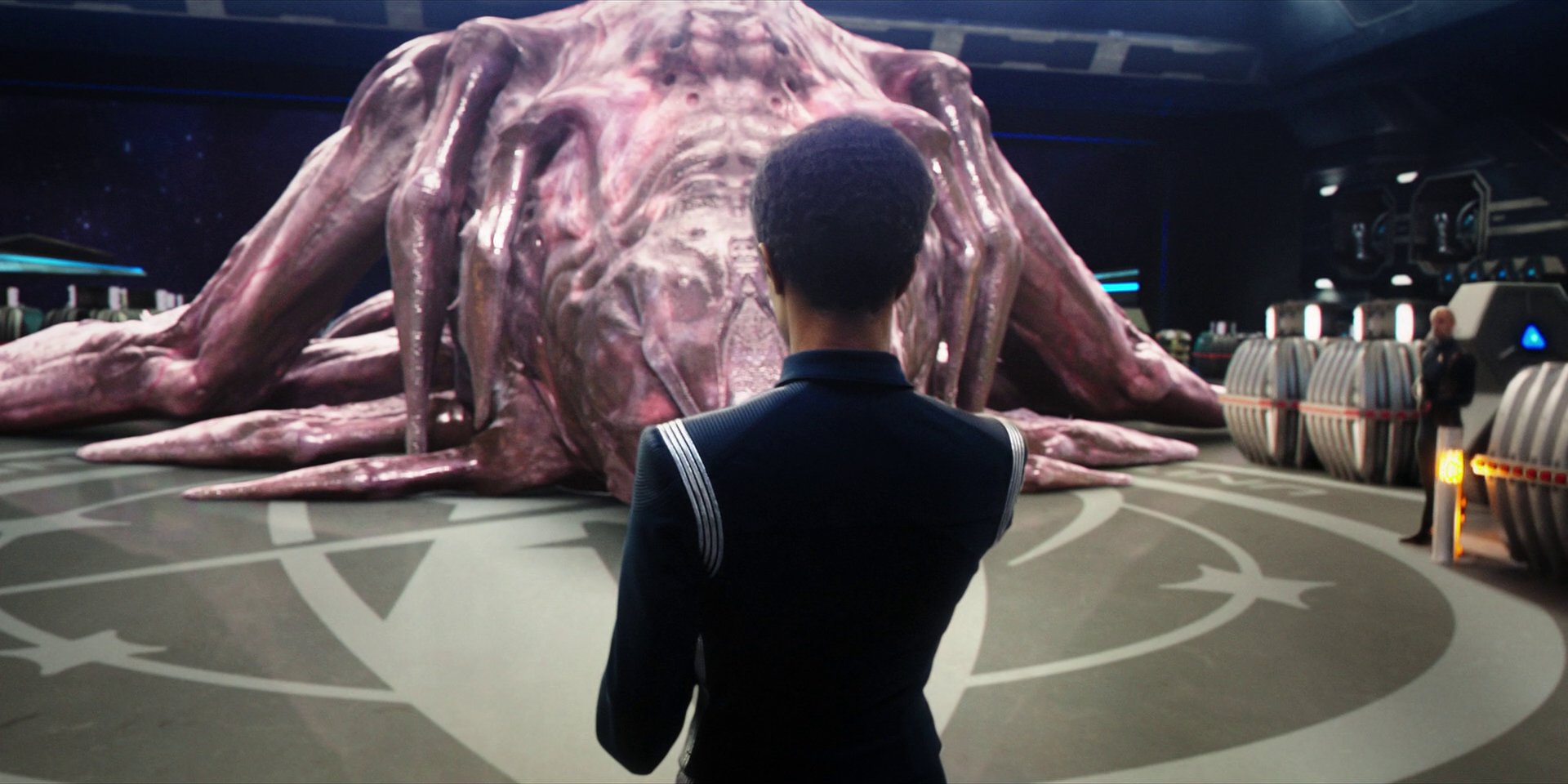 extant_StarTrekDiscovery_1x07-MagicToMakeTheSanestManGoMad_1591.jpg