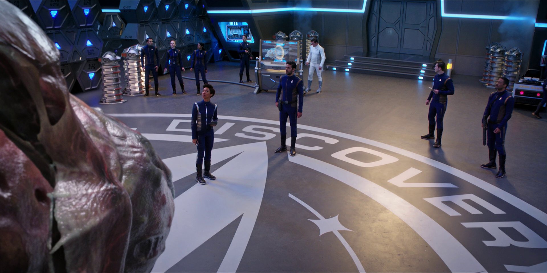 extant_StarTrekDiscovery_1x07-MagicToMakeTheSanestManGoMad_1627.jpg